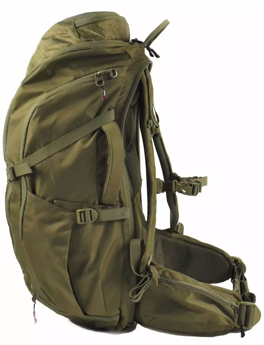 Black Wolf Minimalist 45 Backpack 12 Black Wolf Minimalist 45 Backpack - Image 10